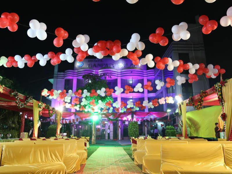 Hotel Ganpati Palace Mathura Bagian luar foto